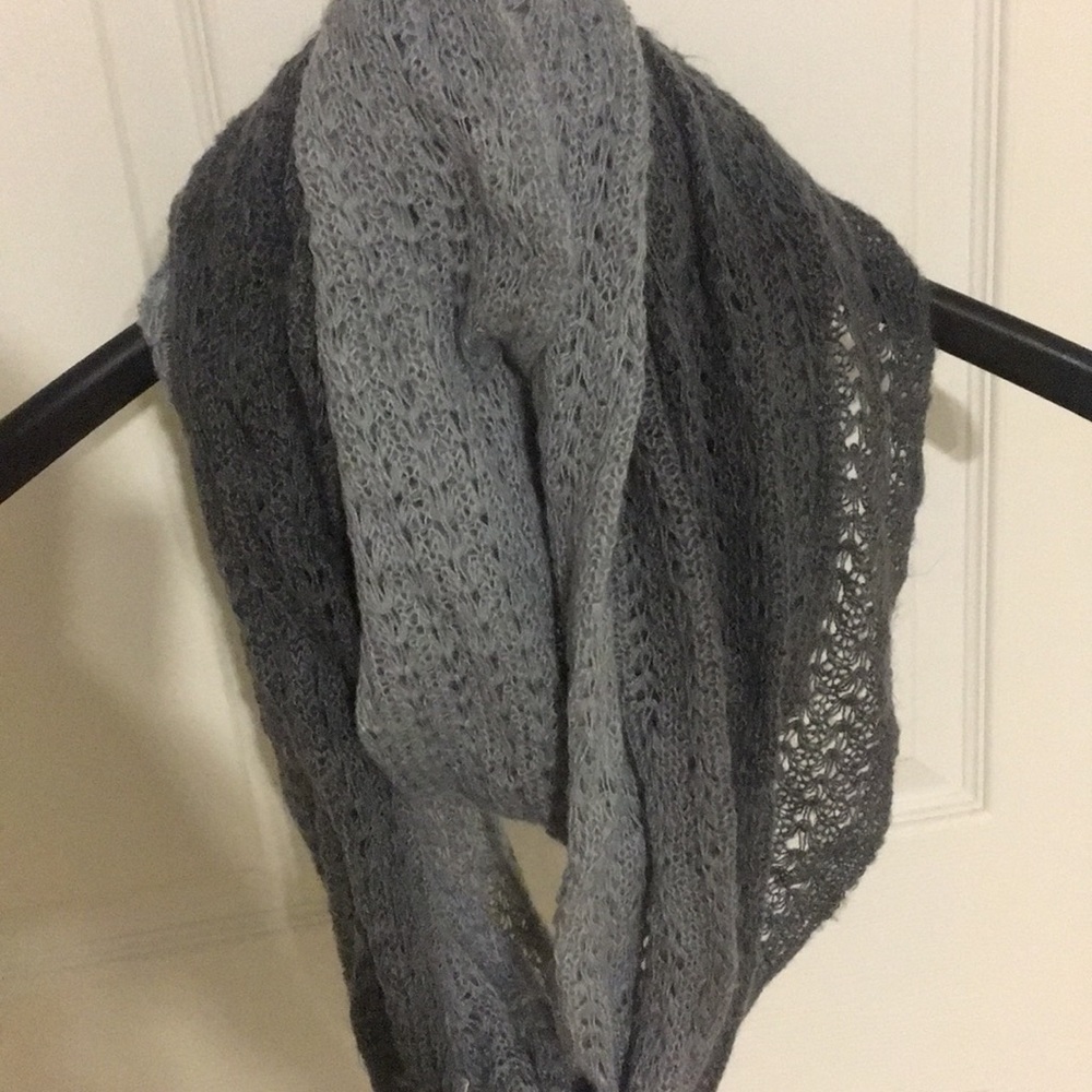 Infinity scarf - Picture 2 of 2